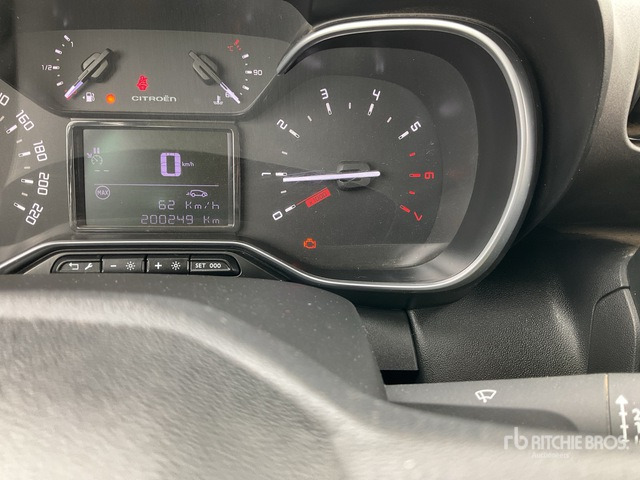 2019 Citroen C3 Aircross SUV - SUVSUV: slika 5 2019 Citroen C3 Aircross SUV - SUVSUV: slika 5