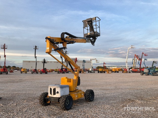 2019 Nifty-Lift HR12D 4WD Diesel Articulating Boom Lift - Zglobna platforma: slika 2 2019 Nifty-Lift HR12D 4WD Diesel Articulating Boom Lift - Zglobna platforma: slika 2