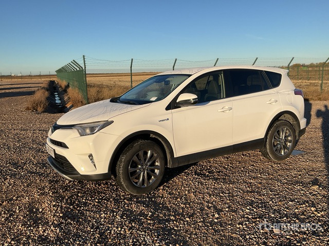 2019 Toyota RAV4 Hybrid SUV - SUVSUV: slika 1 2019 Toyota RAV4 Hybrid SUV - SUVSUV: slika 1