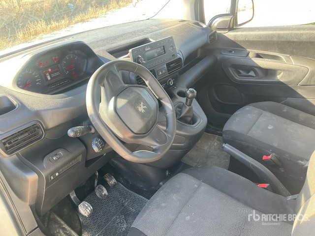 2020 Peugeot Rifter Passenger Van - Minibus, Putnički kombi: slika 5 2020 Peugeot Rifter Passenger Van - Minibus, Putnički kombi: slika 5