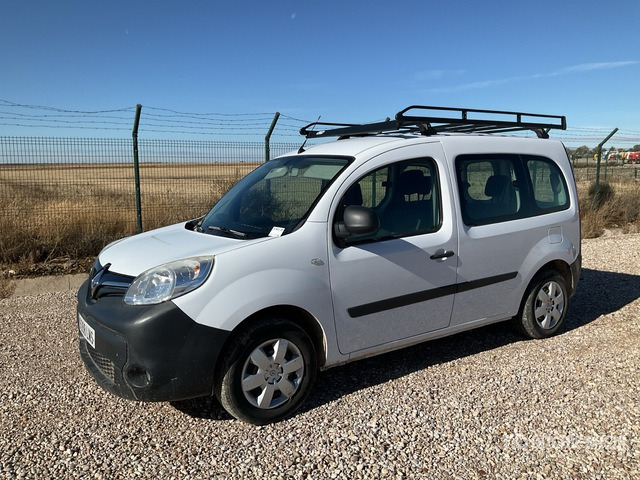 2020 Renault Kangoo Passenger Van - Minibus, Putnički kombi: slika 2 2020 Renault Kangoo Passenger Van - Minibus, Putnički kombi: slika 2
