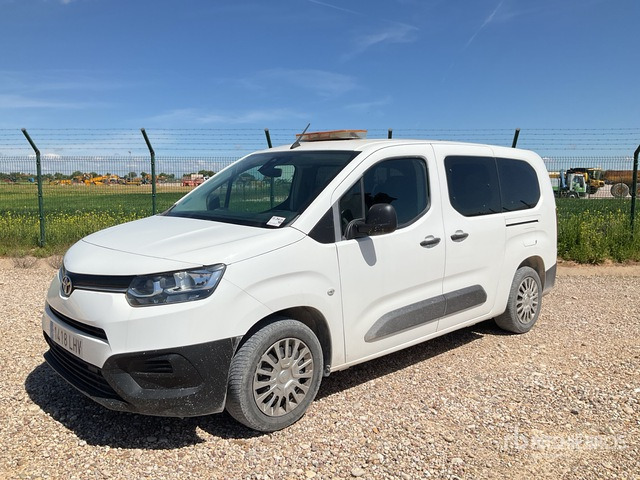 2020 Toyota Proace City Verso Passenger Van - Minibus, Putnički kombi: slika 1 2020 Toyota Proace City Verso Passenger Van - Minibus, Putnički kombi: slika 1