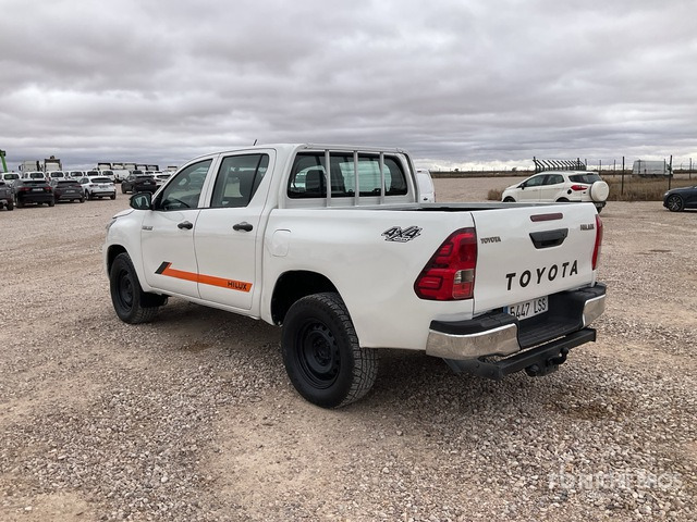 2021 Toyota Hilux Pickup - Pikap: slika 2 2021 Toyota Hilux Pickup - Pikap: slika 2