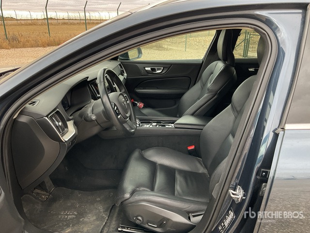 2021 Volvo V60 SUV - SUVSUV: slika 5 2021 Volvo V60 SUV - SUVSUV: slika 5