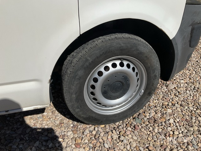 2012 Volkswagen Transporter TDI Motion Cargo Van - Dostavno vozilo: slika 3 2012 Volkswagen Transporter TDI Motion Cargo Van - Dostavno vozilo: slika 3