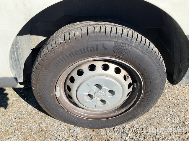 2017 Fiat Fiorino Multijet Van Truck - Dostavno vozilo: slika 4 2017 Fiat Fiorino Multijet Van Truck - Dostavno vozilo: slika 4