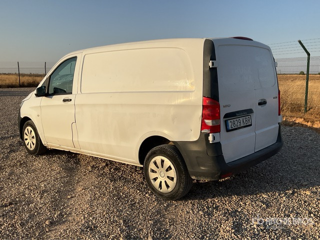 2017 Mercedes-Benz Vito 110 CDI Cargo Van - Dostavno vozilo: slika 2 2017 Mercedes-Benz Vito 110 CDI Cargo Van - Dostavno vozilo: slika 2