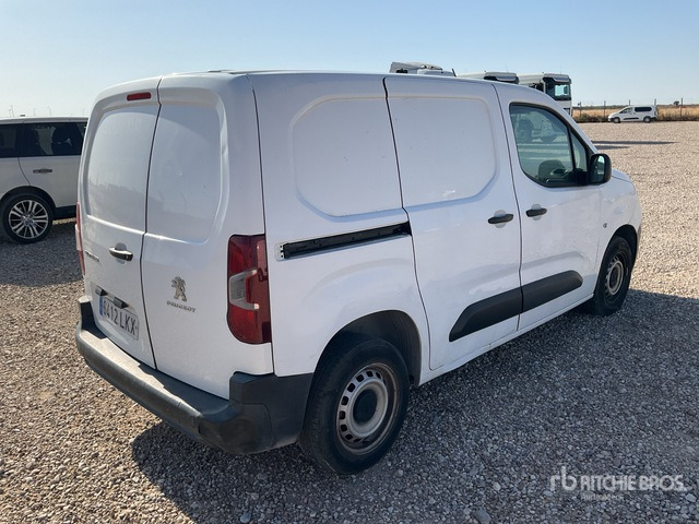 2021 Peugeot Partner Cargo Van - Dostavno vozilo: slika 4 2021 Peugeot Partner Cargo Van - Dostavno vozilo: slika 4