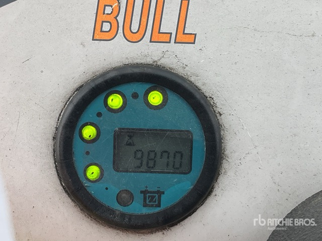 2014 Dec BULL4 Electric Tow Truck - Druga mašina: slika 3 2014 Dec BULL4 Electric Tow Truck - Druga mašina: slika 3