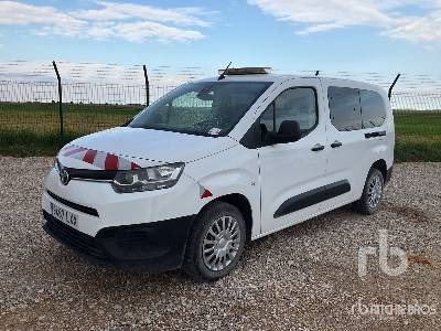 TOYOTA PROACE - Furgon: slika 1 TOYOTA PROACE - Furgon: slika 1