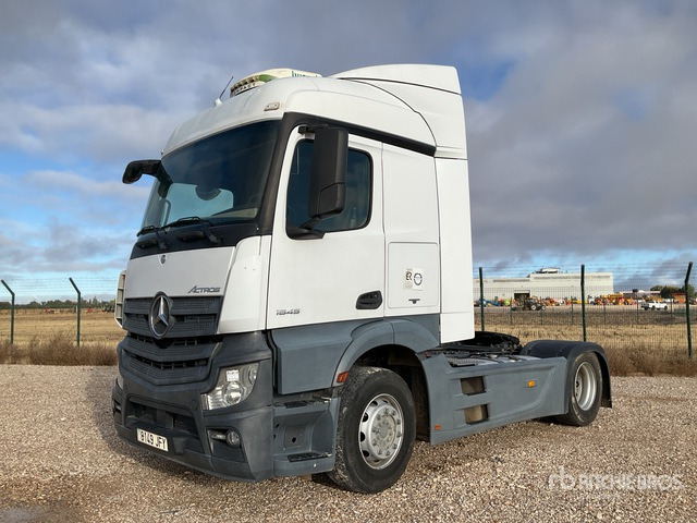 2015 Mercedes-Benz Actros 1845LS 4x2 S/A Sleeper Truck Tractor - Tegljač: slika 2 2015 Mercedes-Benz Actros 1845LS 4x2 S/A Sleeper Truck Tractor - Tegljač: slika 2