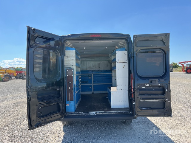 2010 Fiat Ducato 160 Mjt Autocarro furgonato - Furgon: slika 4 2010 Fiat Ducato 160 Mjt Autocarro furgonato - Furgon: slika 4
