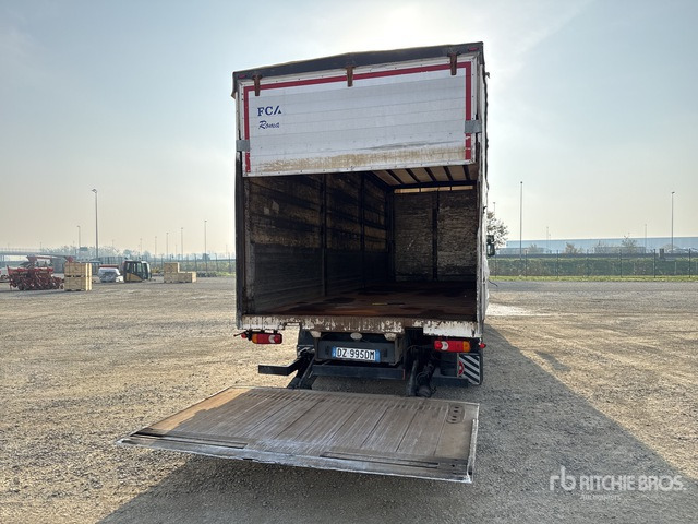 2010 Volvo FL290 4x2 Curtain Side Truck - Kamion sa ceradom: slika 4 2010 Volvo FL290 4x2 Curtain Side Truck - Kamion sa ceradom: slika 4