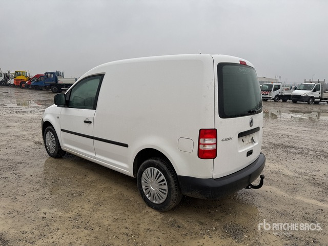 2011 Volkswagen Caddy CNG Van Truck - Kamion sa zatvorenim sandukom: slika 2 2011 Volkswagen Caddy CNG Van Truck - Kamion sa zatvorenim sandukom: slika 2