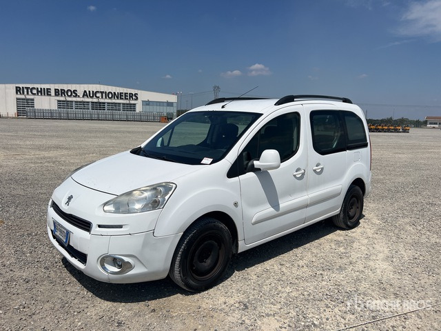 2013 Peugeot Partner Tepee Van Truck - Furgon: slika 1 2013 Peugeot Partner Tepee Van Truck - Furgon: slika 1
