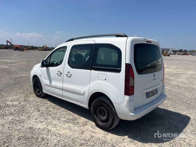 2013 Peugeot Partner Tepee Van Truck - Furgon: slika 3 2013 Peugeot Partner Tepee Van Truck - Furgon: slika 3