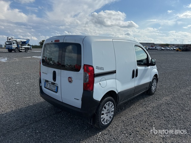 2015 Fiat Fiorino Autocarro furgonato - Mali kombi: slika 4 2015 Fiat Fiorino Autocarro furgonato - Mali kombi: slika 4