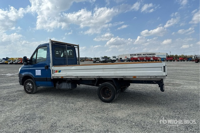 2015 Iveco Daily 35C11 Autocarro cassone fisso - Dostavno vozilo sa otvorenom sandukom: slika 1 2015 Iveco Daily 35C11 Autocarro cassone fisso - Dostavno vozilo sa otvorenom sandukom: slika 1