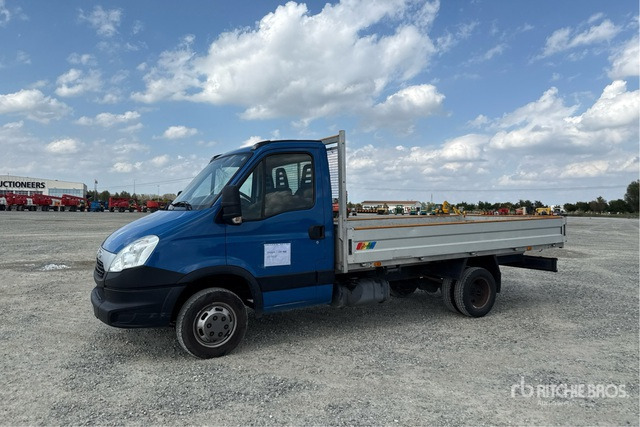 2015 Iveco Daily 35C11 Autocarro cassone fisso - Dostavno vozilo sa otvorenom sandukom: slika 3 2015 Iveco Daily 35C11 Autocarro cassone fisso - Dostavno vozilo sa otvorenom sandukom: slika 3