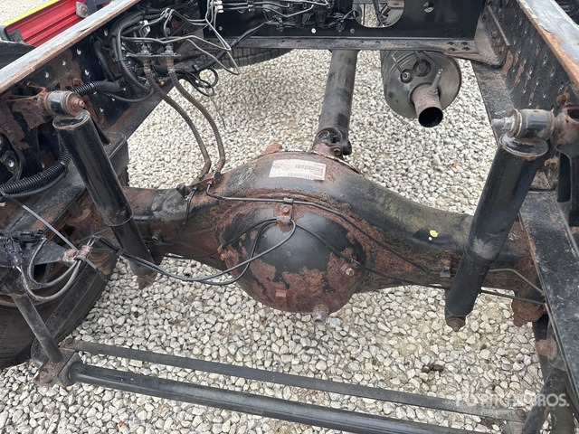 2015 Mitsubishi Fuso Canter 4x2 Cab and Chassis - Kamion sa golom šasijom i zatvorenom kabinom: slika 5 2015 Mitsubishi Fuso Canter 4x2 Cab and Chassis - Kamion sa golom šasijom i zatvorenom kabinom: slika 5