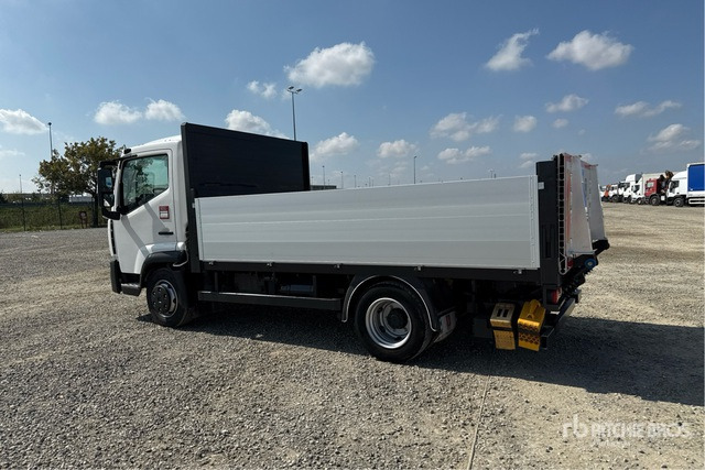 2016 Renault D75.180 4x2 Flatbed Truck - Kamion sa tovarnim sandukom: slika 1 2016 Renault D75.180 4x2 Flatbed Truck - Kamion sa tovarnim sandukom: slika 1