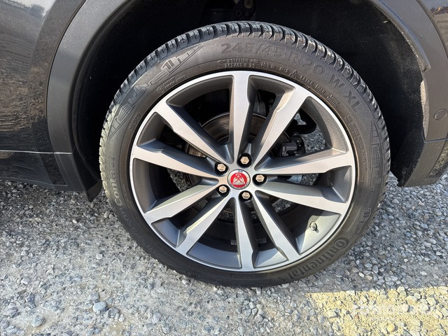 2018 Jaguar E Pace 2.0D I4 R-DYNAMIC SE 4WD 240CV SUV - SUVSUV: slika 4 2018 Jaguar E Pace 2.0D I4 R-DYNAMIC SE 4WD 240CV SUV - SUVSUV: slika 4