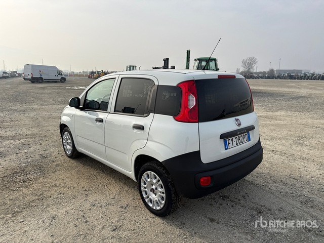 2019 Fiat Panda 1.2 69CV VAN EURO 6DT POP Van Truck - Kamion sa zatvorenim sandukom: slika 2 2019 Fiat Panda 1.2 69CV VAN EURO 6DT POP Van Truck - Kamion sa zatvorenim sandukom: slika 2