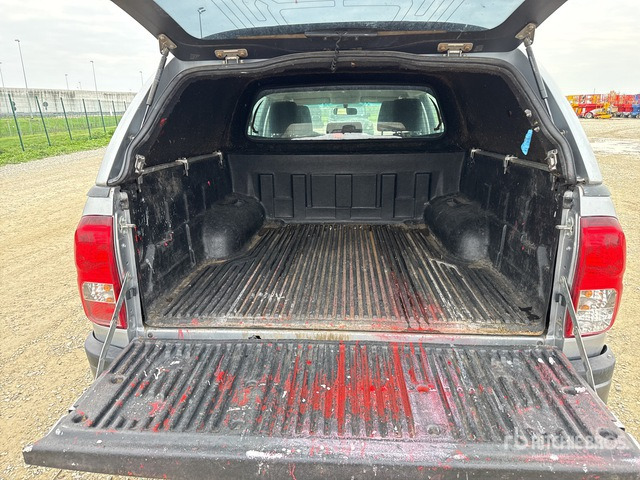 2019 Toyota Hilux Crew Cab Pickup - Pikap: slika 5 2019 Toyota Hilux Crew Cab Pickup - Pikap: slika 5