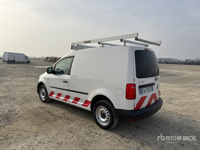 2019 Volkswagen Caddy 2.0 TDCI 122 CV E6 4 MOTION Van Truck - Kamion sa zatvorenim sandukom: slika 2 2019 Volkswagen Caddy 2.0 TDCI 122 CV E6 4 MOTION Van Truck - Kamion sa zatvorenim sandukom: slika 2