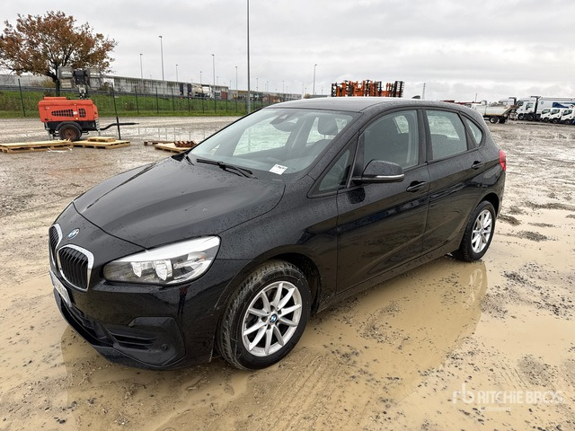 2020 BMW Serie 216D BUSINESS AUTO Automobile - Automobil: slika 1 2020 BMW Serie 216D BUSINESS AUTO Automobile - Automobil: slika 1