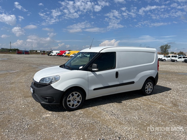 2020 Fiat Doblo CARGO MAXI 1.6 MJET 120CV LOUNGE Van Truck - Furgon: slika 3 2020 Fiat Doblo CARGO MAXI 1.6 MJET 120CV LOUNGE Van Truck - Furgon: slika 3