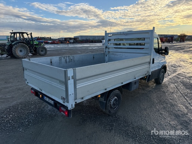 2020 Iveco Daily 35S14 4x2 Flatbed Truck - Kamion sa tovarnim sandukom: slika 3 2020 Iveco Daily 35S14 4x2 Flatbed Truck - Kamion sa tovarnim sandukom: slika 3