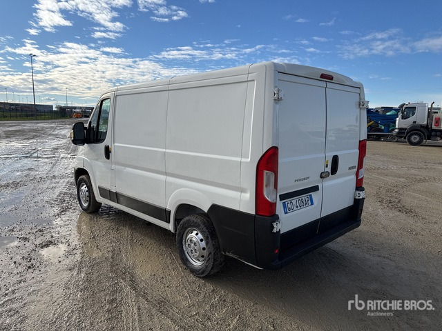 2020 Peugeot Boxer L1H1 2.2 BLUEHDI 140CV SeS Van Truck - Kamion sa zatvorenim sandukom: slika 2 2020 Peugeot Boxer L1H1 2.2 BLUEHDI 140CV SeS Van Truck - Kamion sa zatvorenim sandukom: slika 2