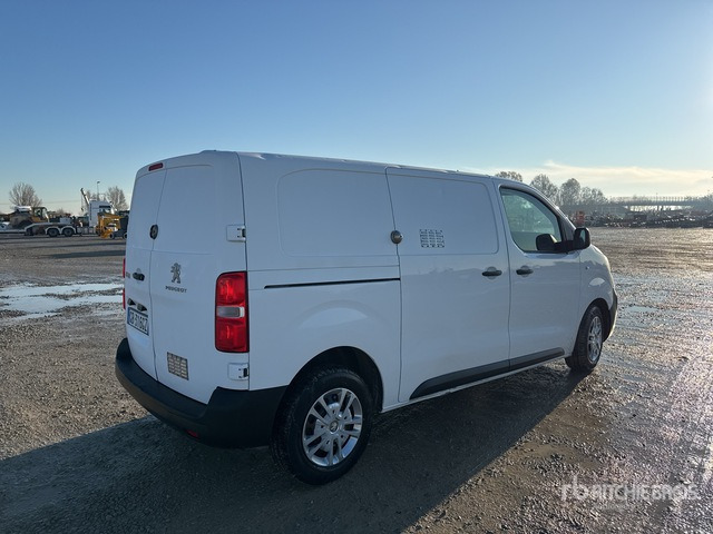 2020 Peugeot Expert 2.0 BLUEHDI 120 SeS PREMIUM STAND Van Truck - Kamion sa zatvorenim sandukom: slika 3 2020 Peugeot Expert 2.0 BLUEHDI 120 SeS PREMIUM STAND Van Truck - Kamion sa zatvorenim sandukom: slika 3