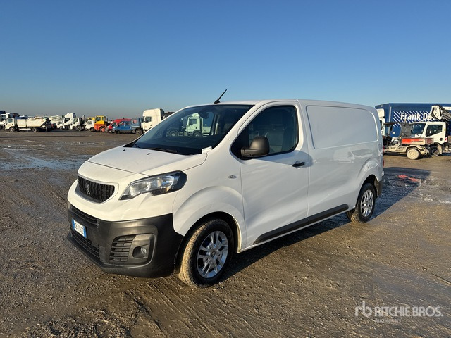 2020 Peugeot Expert 2.0 BLUEHDI 120 SeS PREMIUM STAND Van Truck - Kamion sa zatvorenim sandukom: slika 1 2020 Peugeot Expert 2.0 BLUEHDI 120 SeS PREMIUM STAND Van Truck - Kamion sa zatvorenim sandukom: slika 1