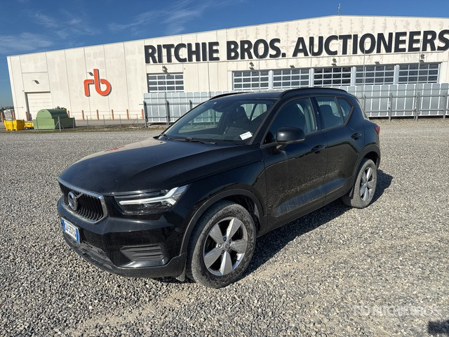 2020 Volvo XC40 D3 GEARTRONIC BUSINESS SUV - SUVSUV: slika 2 2020 Volvo XC40 D3 GEARTRONIC BUSINESS SUV - SUVSUV: slika 2