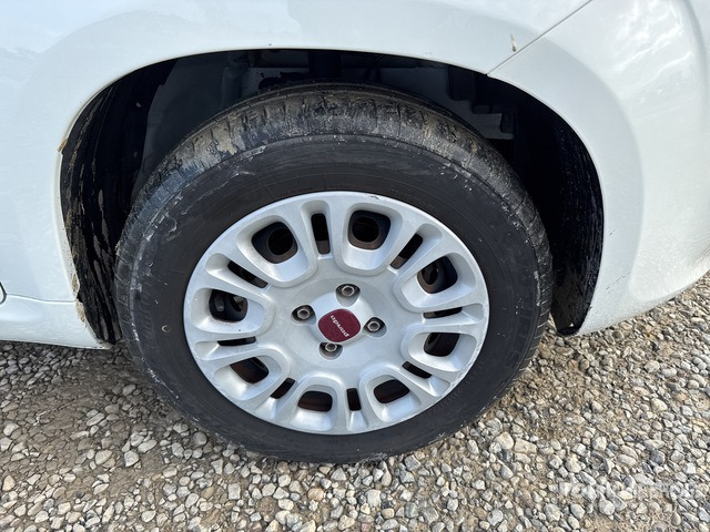 2021 Fiat Panda BERLINA 1.0 70CV HYBRID EURO 6D ... Automobile - Automobil: slika 4 2021 Fiat Panda BERLINA 1.0 70CV HYBRID EURO 6D ... Automobile - Automobil: slika 4