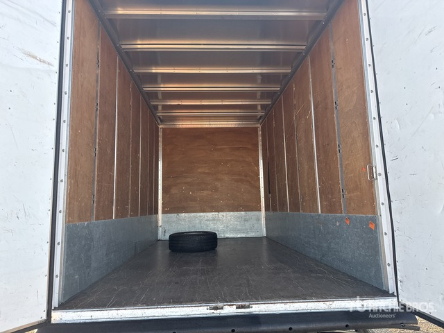 2021 Iveco Daily CABINATO 35S14N BLUE POWER 3750 ... Van Truck - Kamion sa zatvorenim sandukom: slika 5 2021 Iveco Daily CABINATO 35S14N BLUE POWER 3750 ... Van Truck - Kamion sa zatvorenim sandukom: slika 5