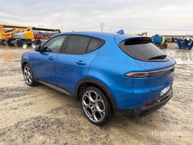 2022 Alfa Romeo Tonale 130CV HYBRID TCT7 SPECIALE SUV - SUVSUV: slika 2 2022 Alfa Romeo Tonale 130CV HYBRID TCT7 SPECIALE SUV - SUVSUV: slika 2