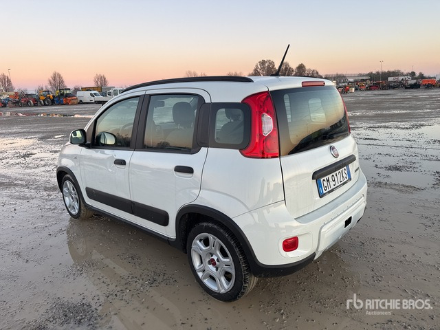 2022 Fiat Panda 1.0 FIREFLY 70CV SES HYBRID CIT ... Automobile - Automobil: slika 2 2022 Fiat Panda 1.0 FIREFLY 70CV SES HYBRID CIT ... Automobile - Automobil: slika 2