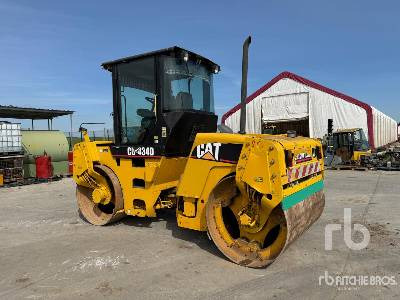 CAT 434D - Valjak za puteve: slika 2 CAT 434D - Valjak za puteve: slika 2