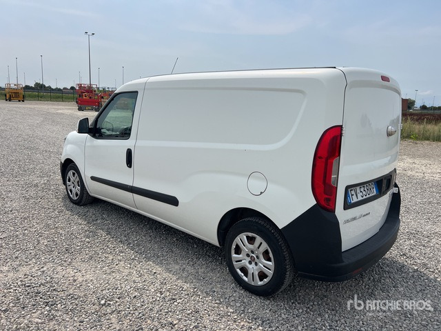 Fiat Doblo Cargo Van Truck - Furgon: slika 3 Fiat Doblo Cargo Van Truck - Furgon: slika 3