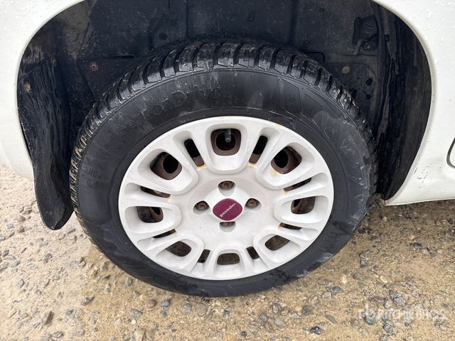 Fiat Panda Automobile - Automobil: slika 4 Fiat Panda Automobile - Automobil: slika 4