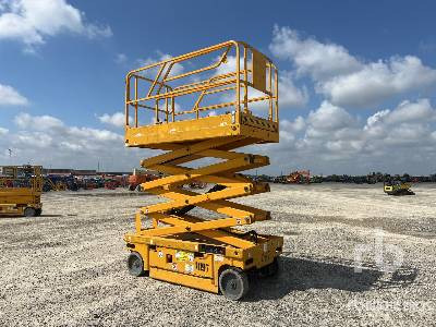 HAULOTTE COMPACT 10 Electric - Lift u obliku makaza: slika 1 HAULOTTE COMPACT 10 Electric - Lift u obliku makaza: slika 1