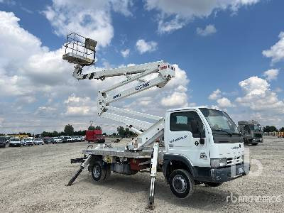 NISSAN CABSTAR 35.10 2005 Isoli PNT205 20 m on - Vazdušna platforma montirana na kamion: slika 4 NISSAN CABSTAR 35.10 2005 Isoli PNT205 20 m on - Vazdušna platforma montirana na kamion: slika 4