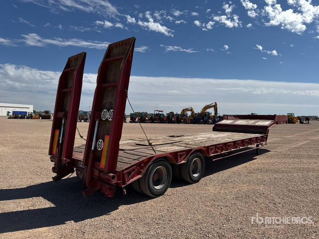 1989 Castera RSTP25 T/A Semi-Remorque Porte-Engins ... Lowboy Trailer - Niska poluprikolica za prevoz: slika 3 1989 Castera RSTP25 T/A Semi-Remorque Porte-Engins ... Lowboy Trailer - Niska poluprikolica za prevoz: slika 3
