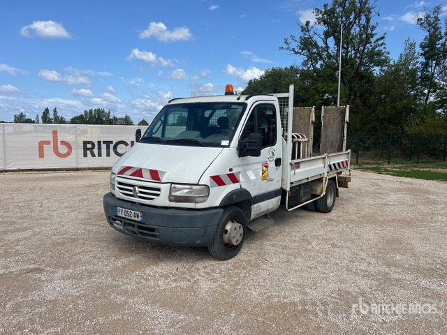 2002 Renault Mascott 150 DCI 4x2 Camion Plateau 4x2 Flatbed Truck - Dostavno vozilo sa otvorenom sandukom: slika 1 2002 Renault Mascott 150 DCI 4x2 Camion Plateau 4x2 Flatbed Truck - Dostavno vozilo sa otvorenom sandukom: slika 1