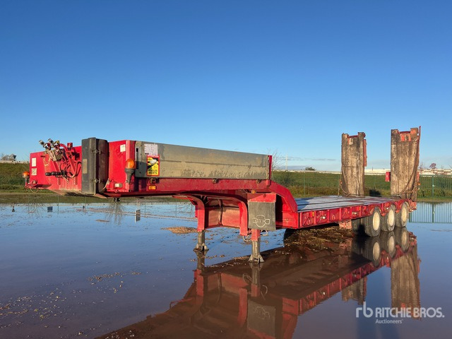 2002 Robuste Kaiser S5703P Tri/A Semi-Remorque Porte-Engin ... Lowboy Trailer - Niska poluprikolica za prevoz: slika 1 2002 Robuste Kaiser S5703P Tri/A Semi-Remorque Porte-Engin ... Lowboy Trailer - Niska poluprikolica za prevoz: slika 1