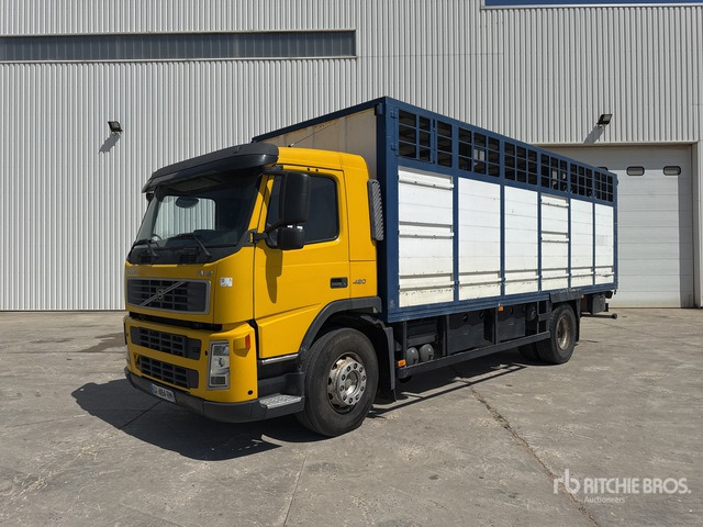 2003 Volvo FM12 420 4x2 Camion Betaillere Livestock Truck - Kamion za prevoz stoke: slika 2 2003 Volvo FM12 420 4x2 Camion Betaillere Livestock Truck - Kamion za prevoz stoke: slika 2