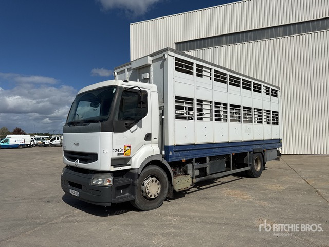 2004 Renault Premium 370dCi 4x2 Camion Betailliere 4x2 Livestock Truck - Kamion za prevoz stoke: slika 2 2004 Renault Premium 370dCi 4x2 Camion Betailliere 4x2 Livestock Truck - Kamion za prevoz stoke: slika 2